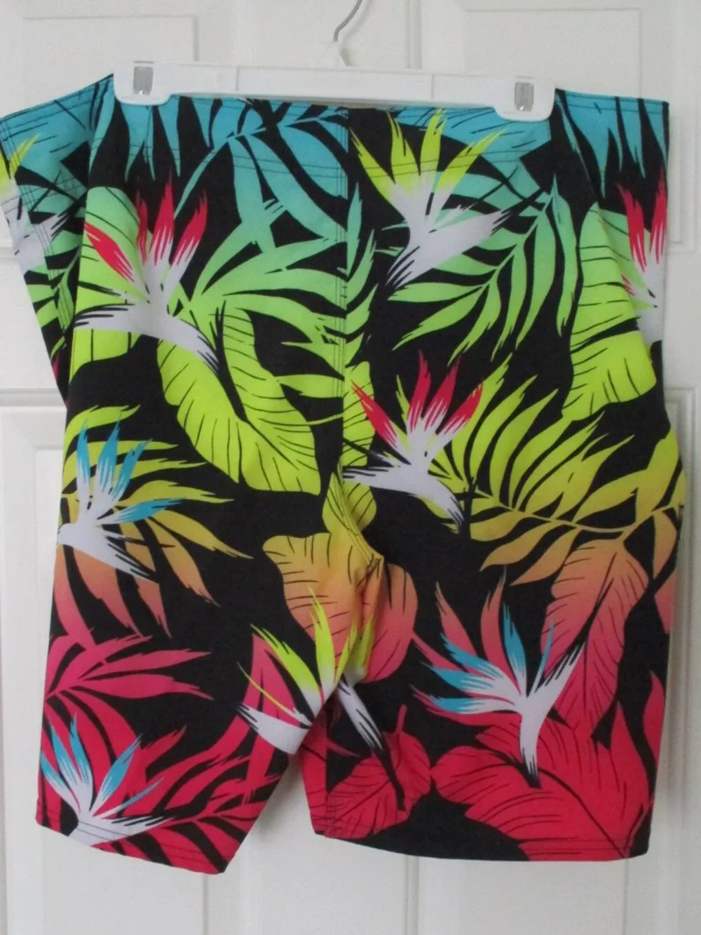 O'Neill Mens Multicolor Floral Stretch Swim Board Short w/Cargo NWOT - Size 40W